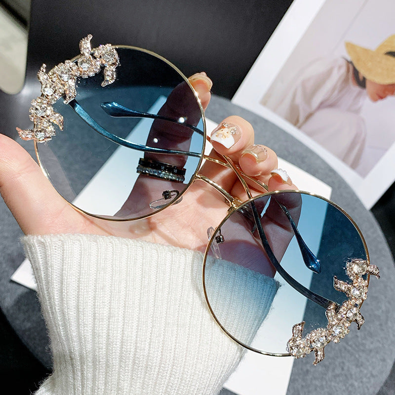 Damen Glamouröse Sonnenbrille mit funkelnden Strass-Details Brehn