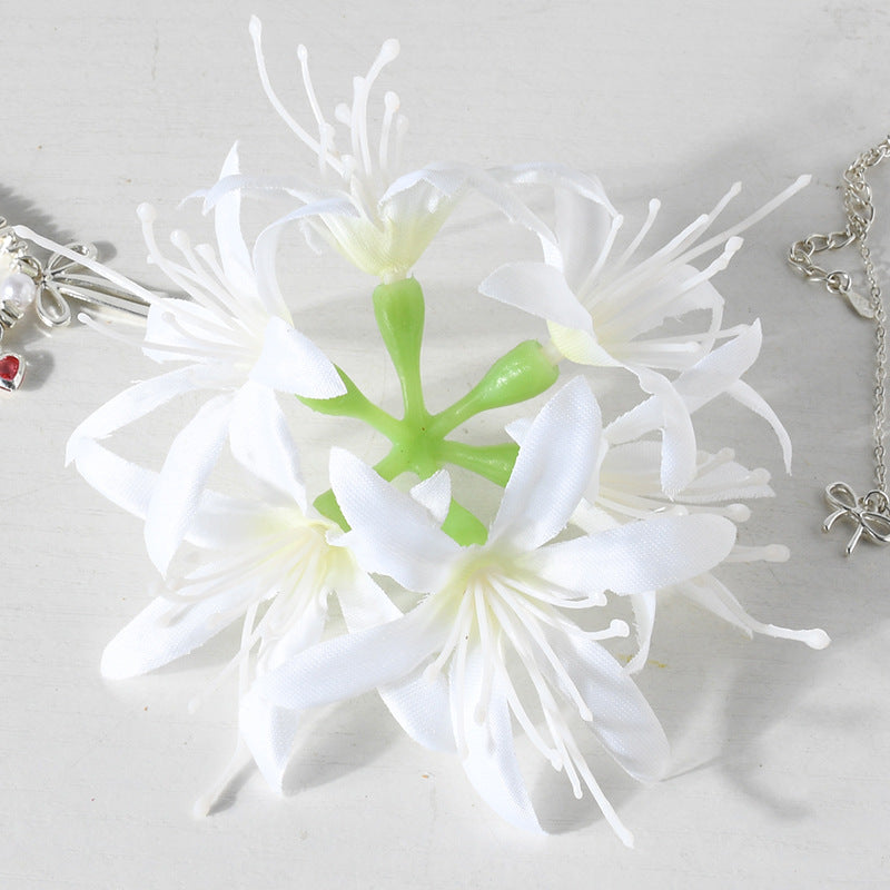 Florale Haarschmuck