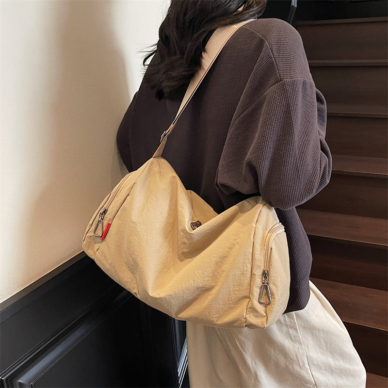 Damen Sportliche Reisetasche mit mehreren Fächer Brehn