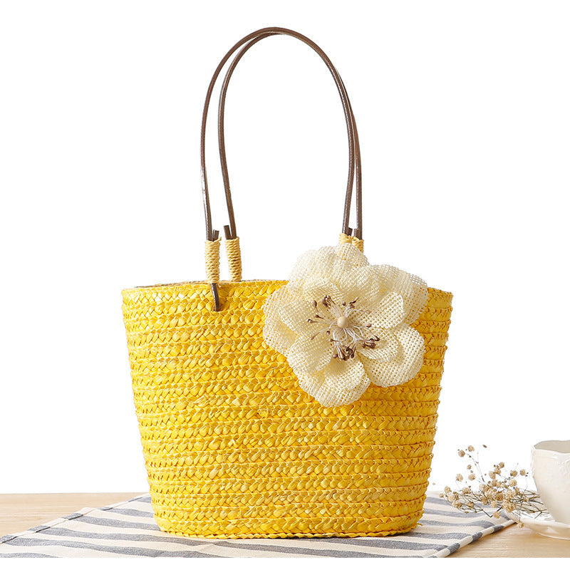 Strandtasche mit Dekorativer Blumendetailverzierung Brehn