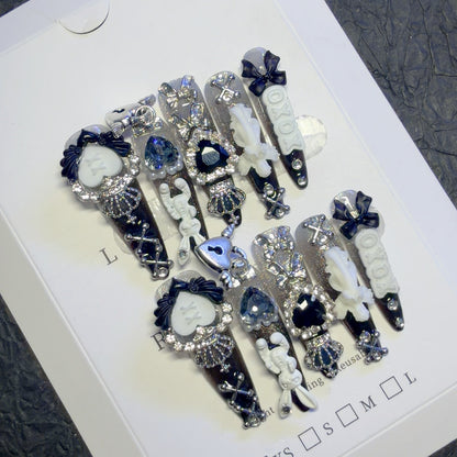 Dekorative 3D Nagelkunst Clips