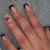 Dekoratives Press-On Nagelset mit eleganten Schleifenakzenten Brehn