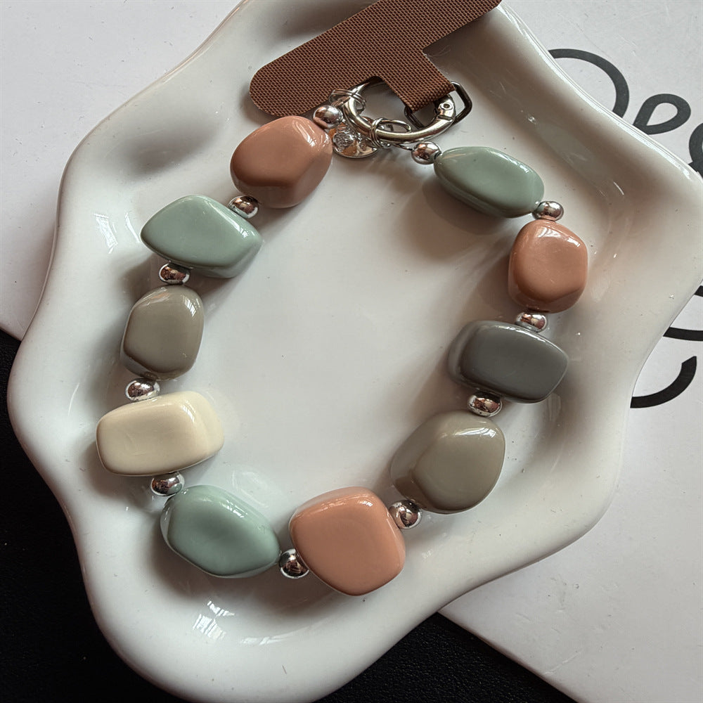 Trendige Perlencharms-Armband Brehn
