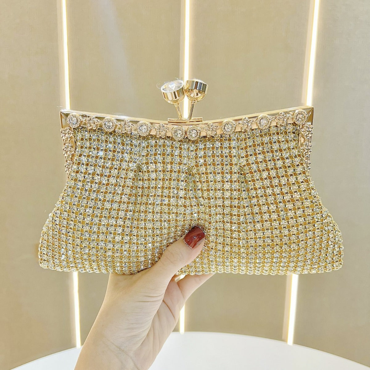 Glitzernde Kristall-Clutch