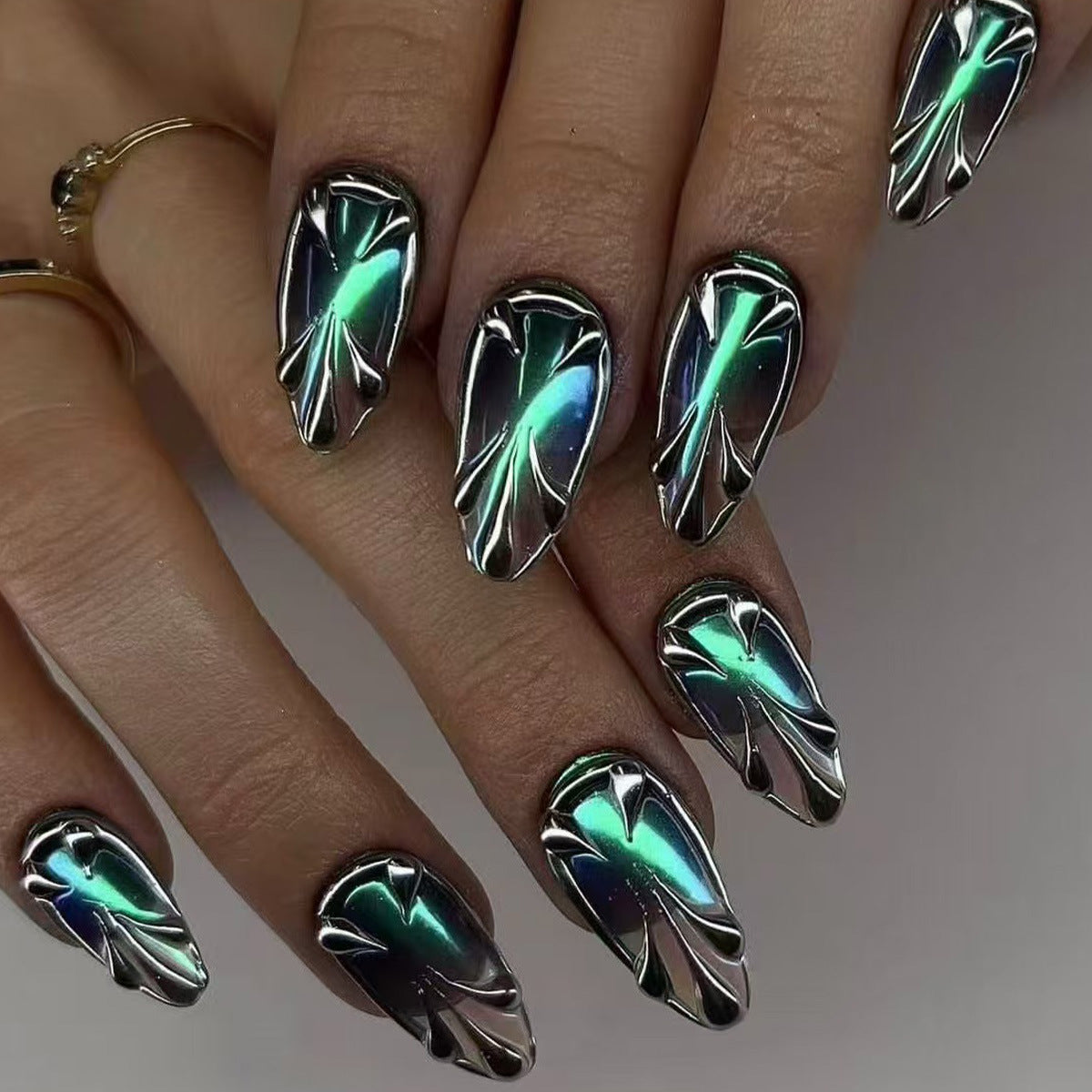 Thematic Artisan Press-On Nail Set Brehn