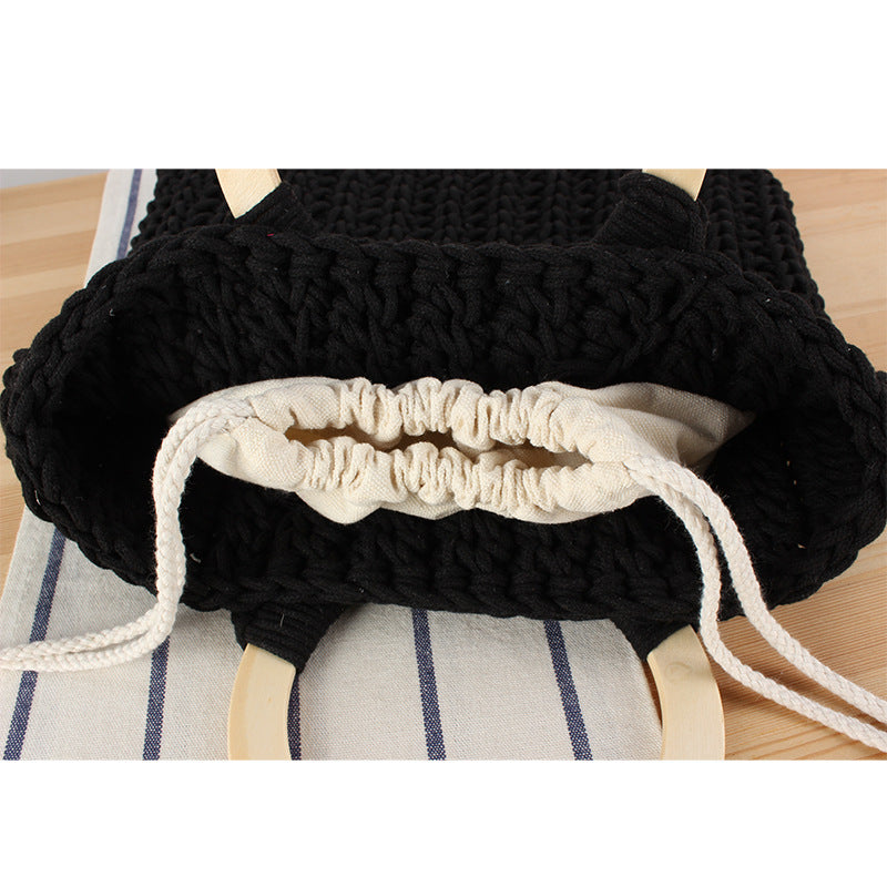 Handtasche mit Modernem Geometrischen Strickdesign Brehn