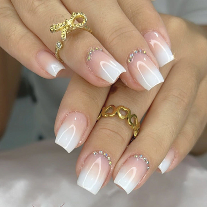Elegante Französische Spitzen Acryl-Nagelverlängerungen Brehn