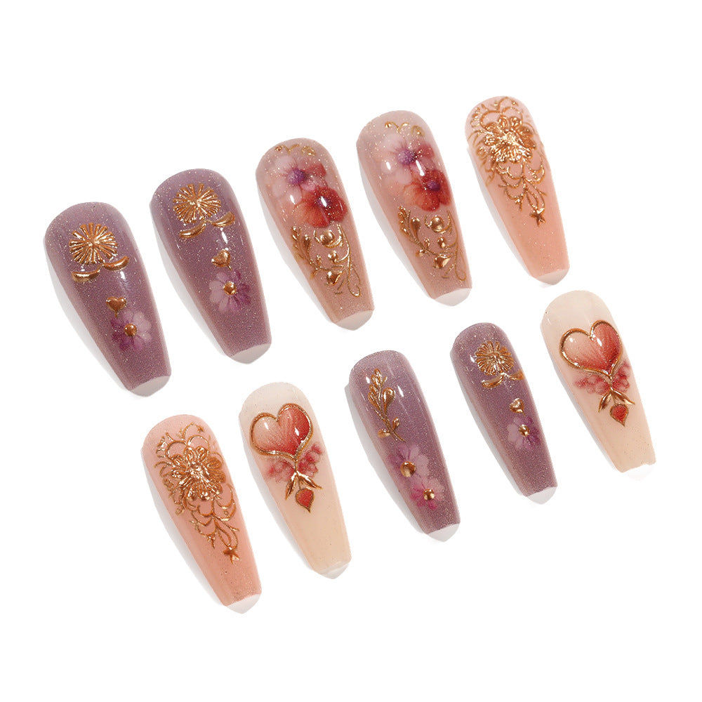 Kunstnagel Set mit romantischen Floral-Motiven Brehn