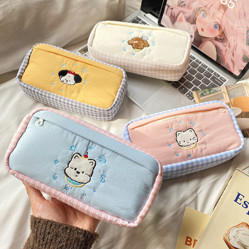 Handgefertigte Kosmetiktasche mit Verspieltem Katzenmotiv Brehn