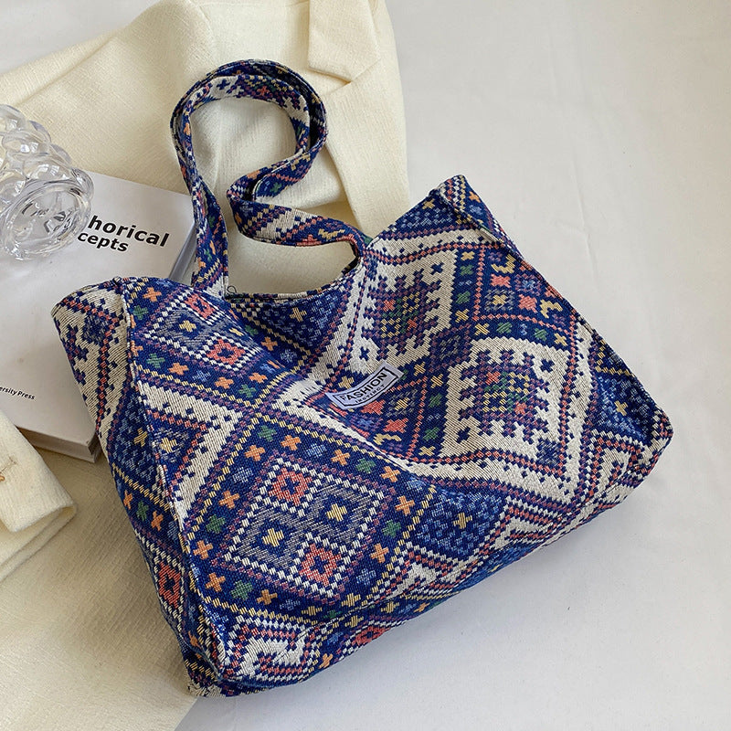 Dekorative gemusterte Stofftasche