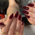 Glamouröse Stiletto-Nägel mit Hochglanz- und eleganten Designakzenten Brehn