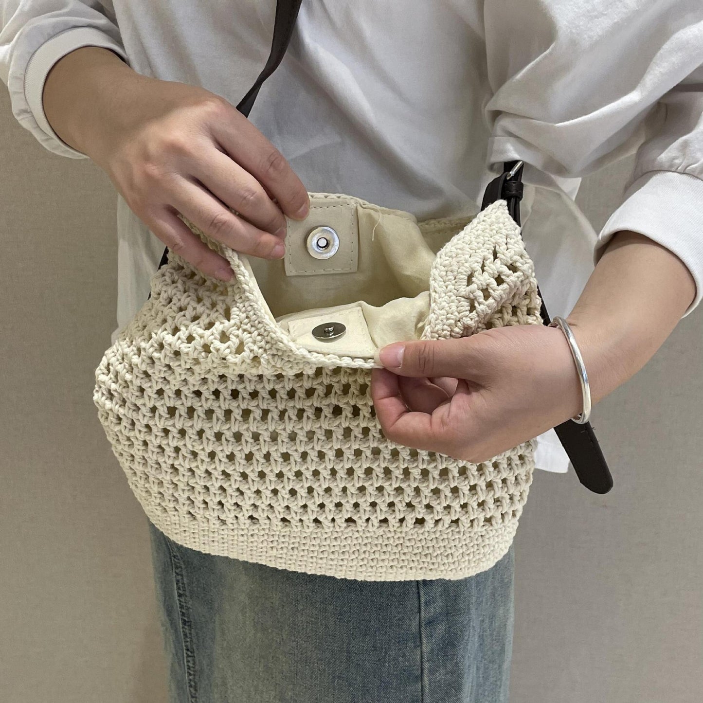 Handtasche Aus Geflochtenem Material Brehn