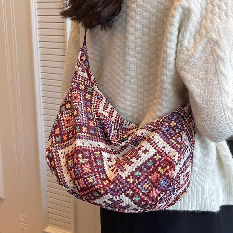 Ethnisch gemustertes Sling Bag