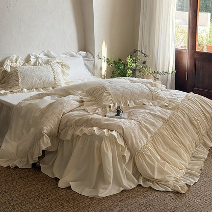 Romantisches besticktes Baumwoll-Bettwäscheset mit Volants und floraler Jacquard-Stickerei