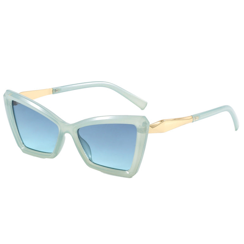 Damen Cat-Eye Sonnenbrille mit luxuriösem transparentem Rahmen Brehn