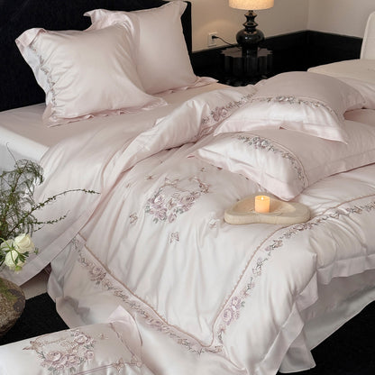 Bestickte Seidenlook Satin Bettbezug Set mit Blumenkranz Motiv