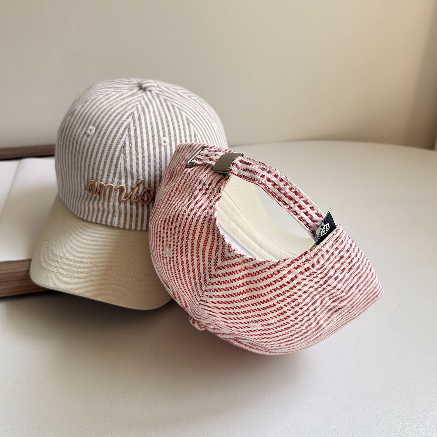 Frauen Gestreifte Baumwoll Baseballcap Brehn