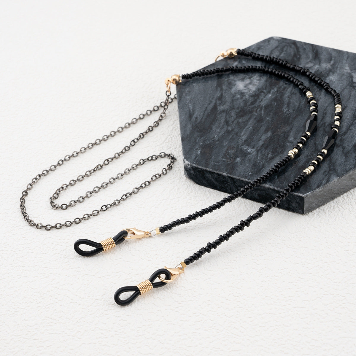 Beaded Eyewear Chain Brehn
