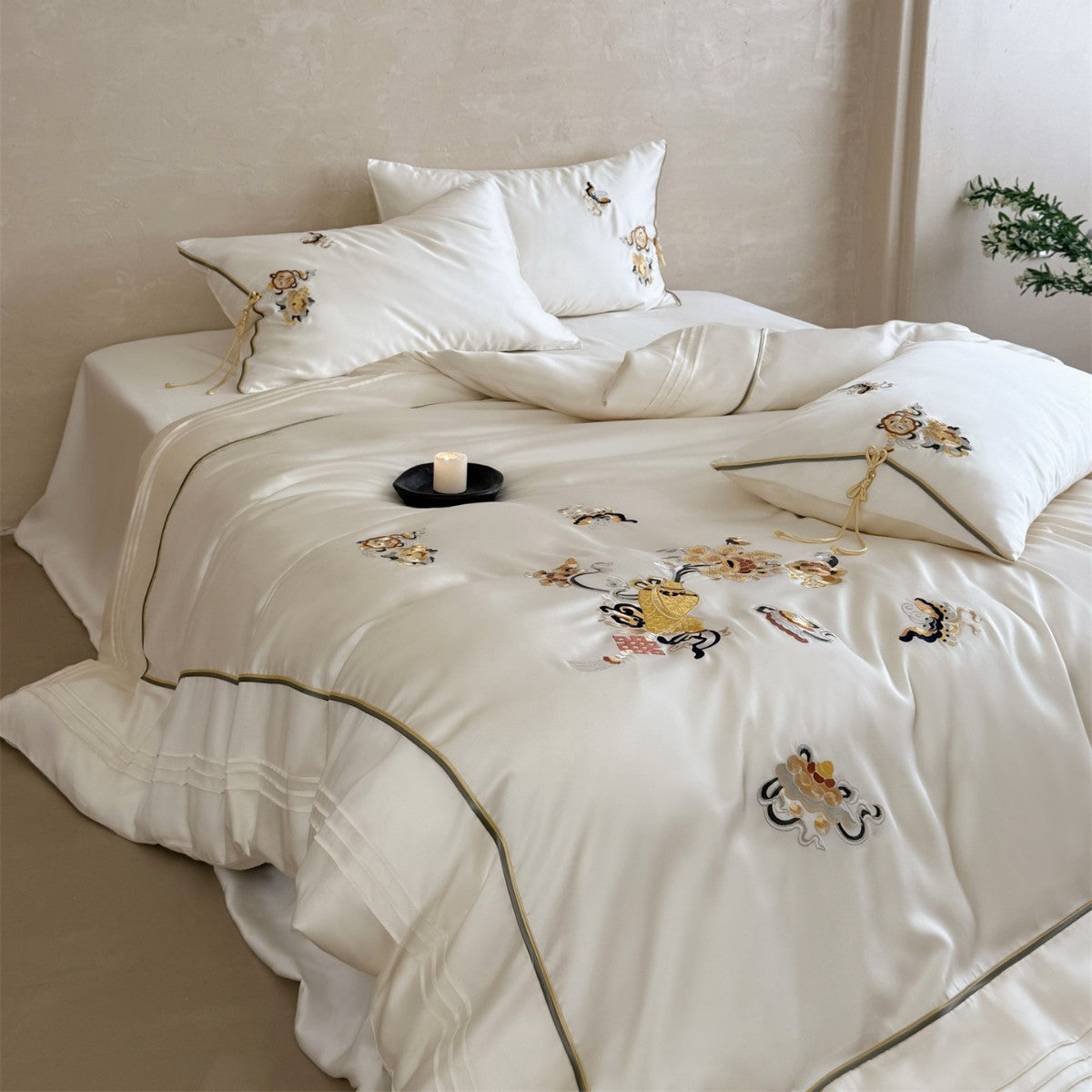 Luxuriös bestickte Satin Bettwäsche Bettbezug Set