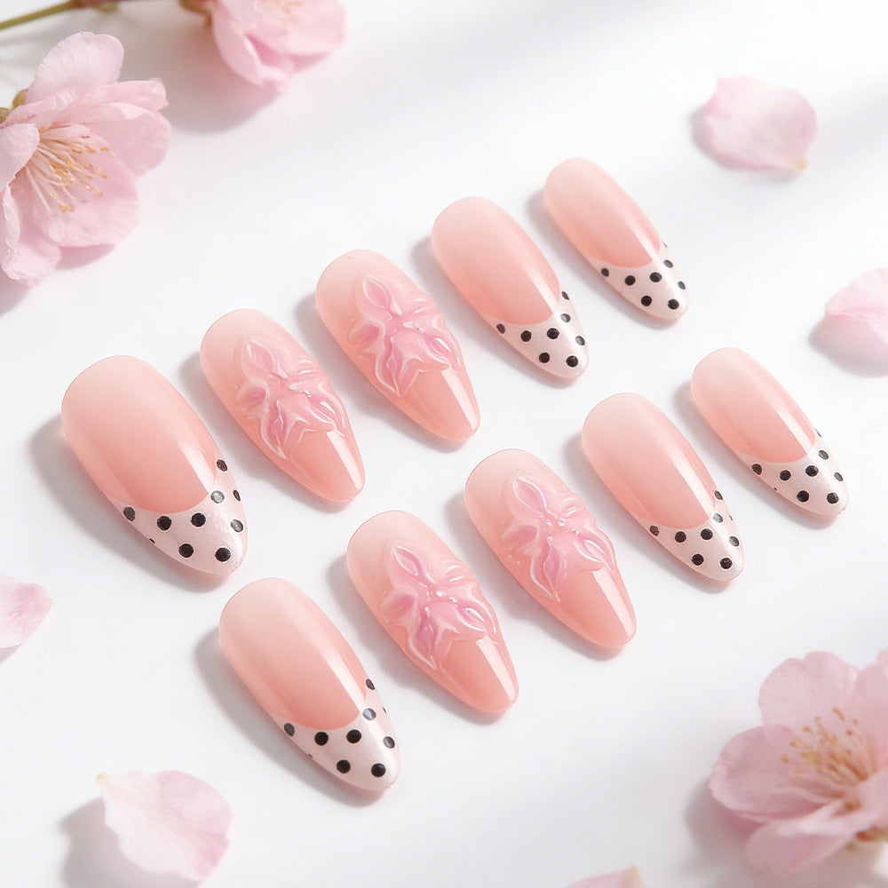 Elegante florale Press-On Nagelkunst Brehn
