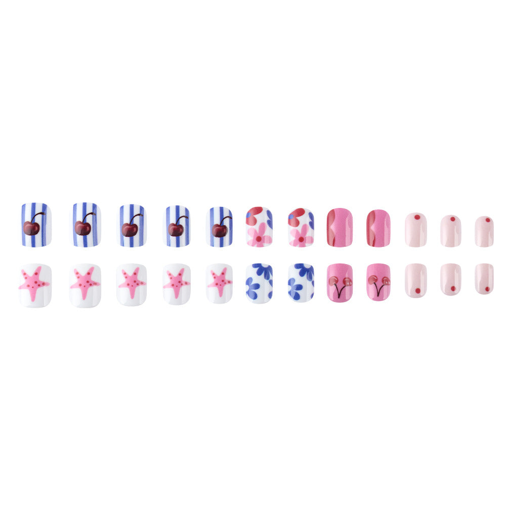 Kreative Kirschblüten-Nagelkunst Brehn