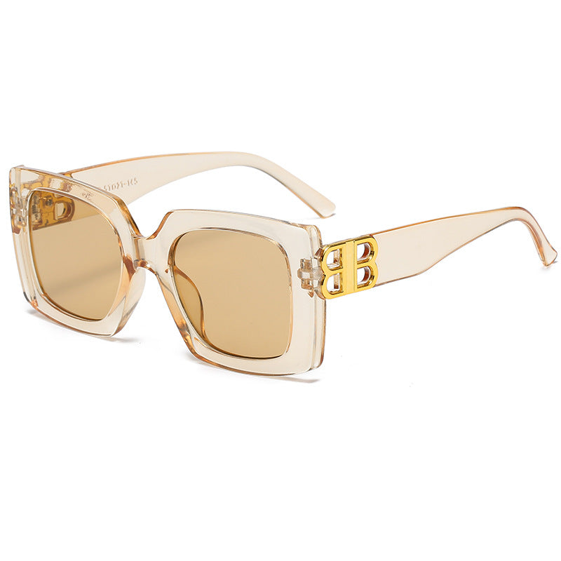 Damen oversized Sonnenbrille mit elegantem Design und luxuriösen Details Brehn