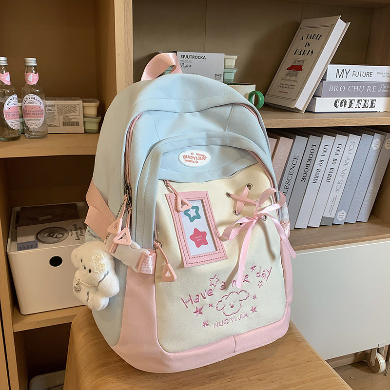 Verspielt bestickter Kordelzug-Schulrucksack