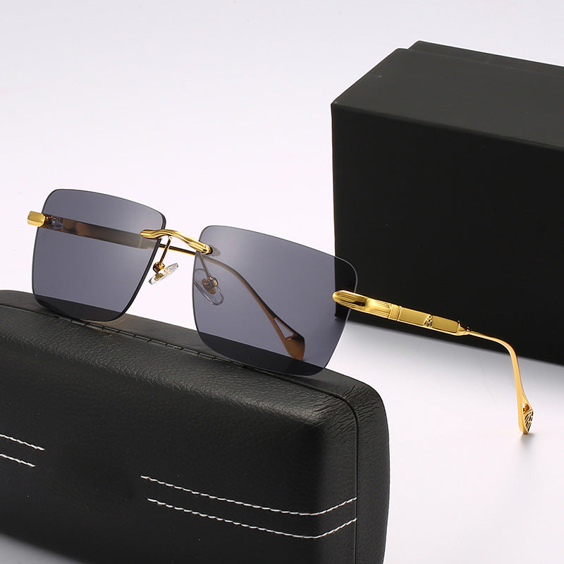 Damen modische quadratische Sonnenbrille mit luxuriösen Metall-Akzenten Brehn