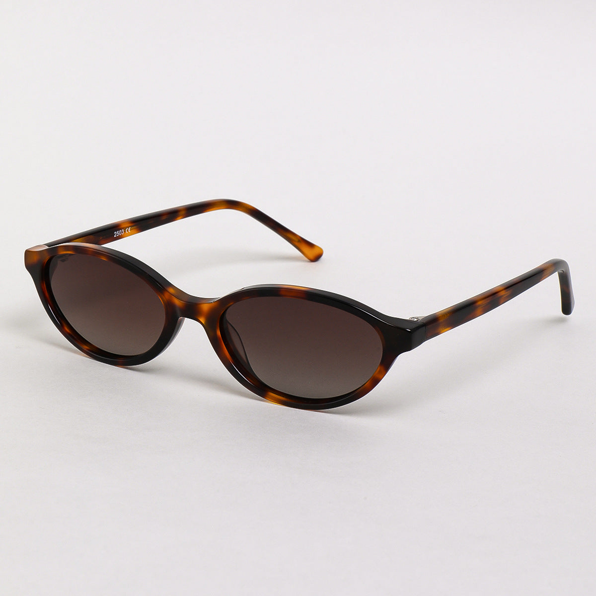 Damen stylische Sonnenbrille im eleganten Retro-Design Brehn