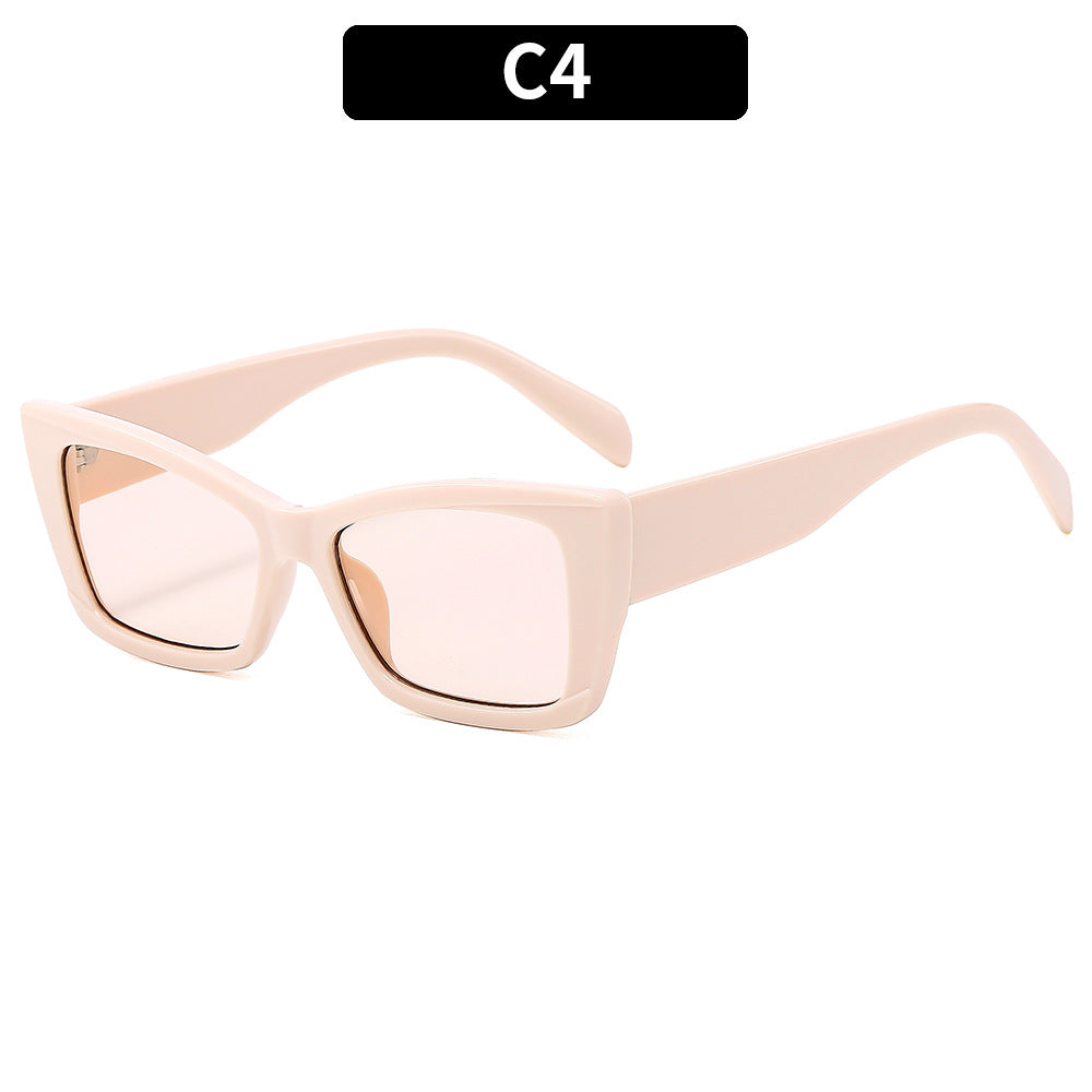 Modische, kantige Sonnenbrille