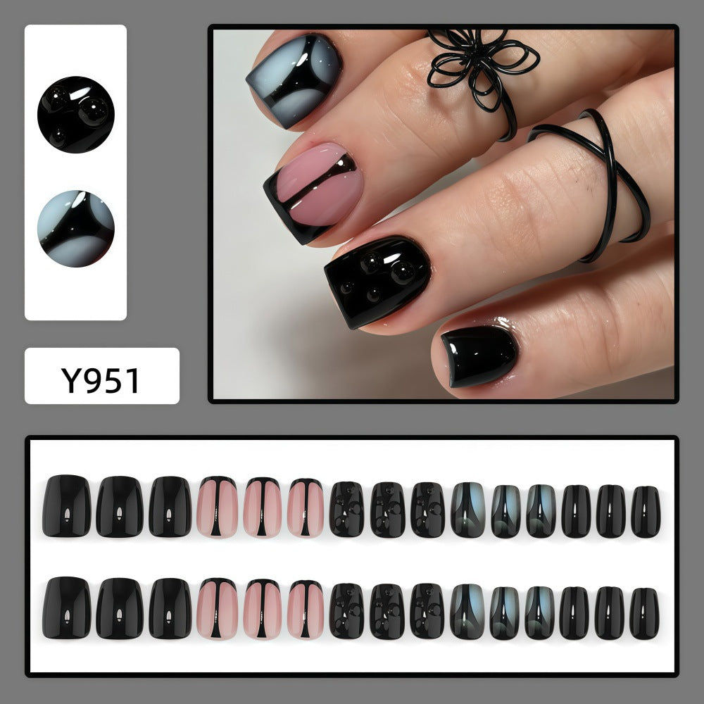 Kunstnagel Set mit Eleganten Geometrischen Designs Brehn