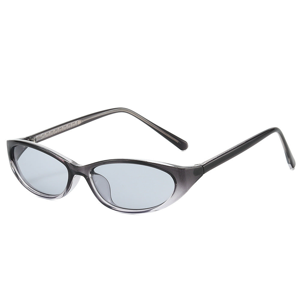Cat-Eye-Fashion-Sonnenbrille mit dekorativen Akzenten Brehn