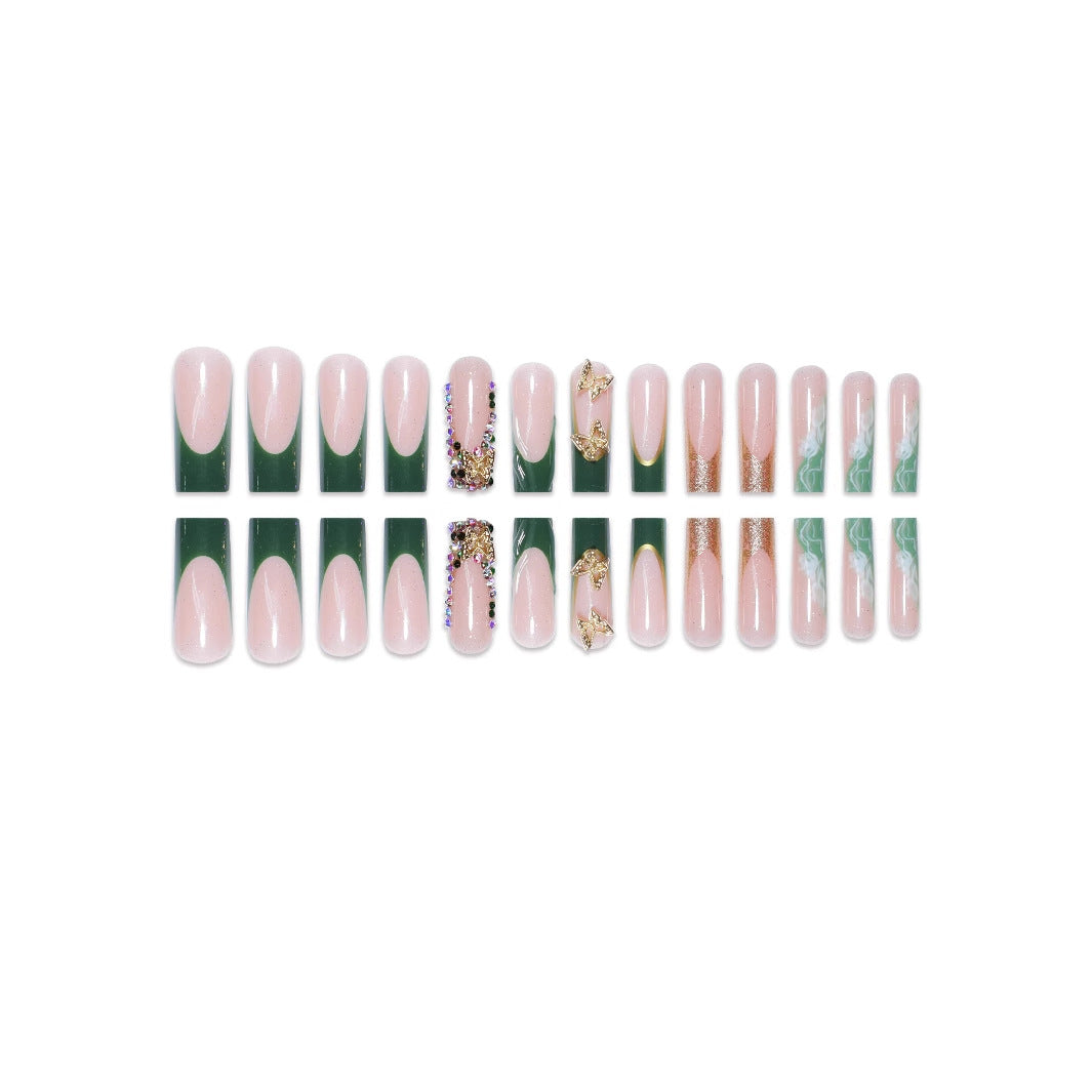 Glamouröse Skulptierte Florale Nagelverlängerungen Brehn