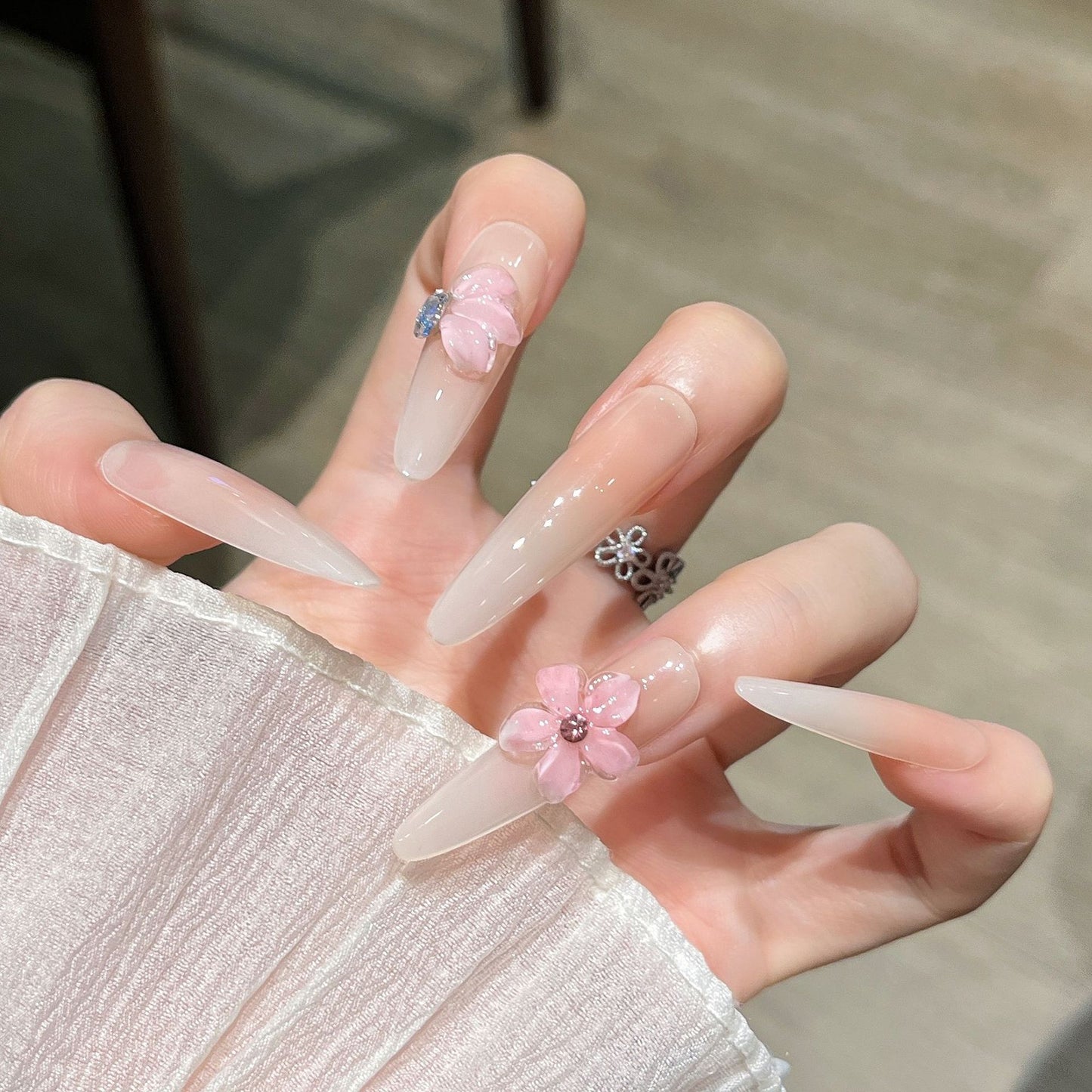 Blumen-Design Press-On Nagelverlängerungen Brehn