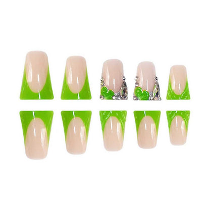 Künstlerische Nagelkunst Brehn