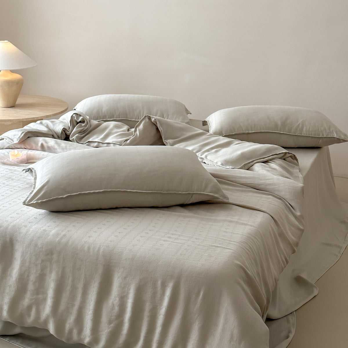 Baumwoll-Satin Bettbezug Set mit subtiler Jacquard-Textur und Kantenpaspel