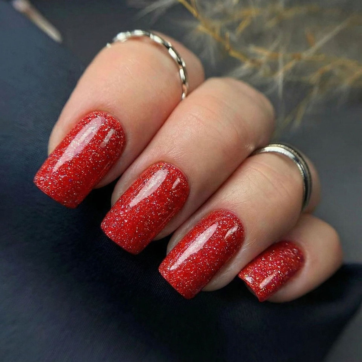 Glitzernde Kunstnägel mit Hochglanz-Effekt Brehn