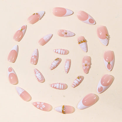 Dekorative florale Stiletto-Nagelkunstverlängerungen Brehn