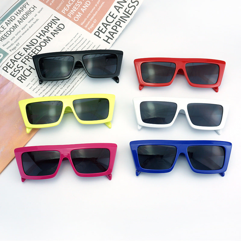 Damen Oversized Sonnenbrille mit modernem und kantigem Design Brehn