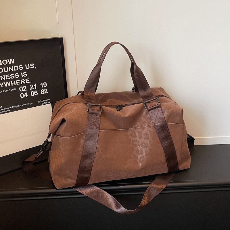 Leichte Wochenend-Duffle-Tasche Brehn