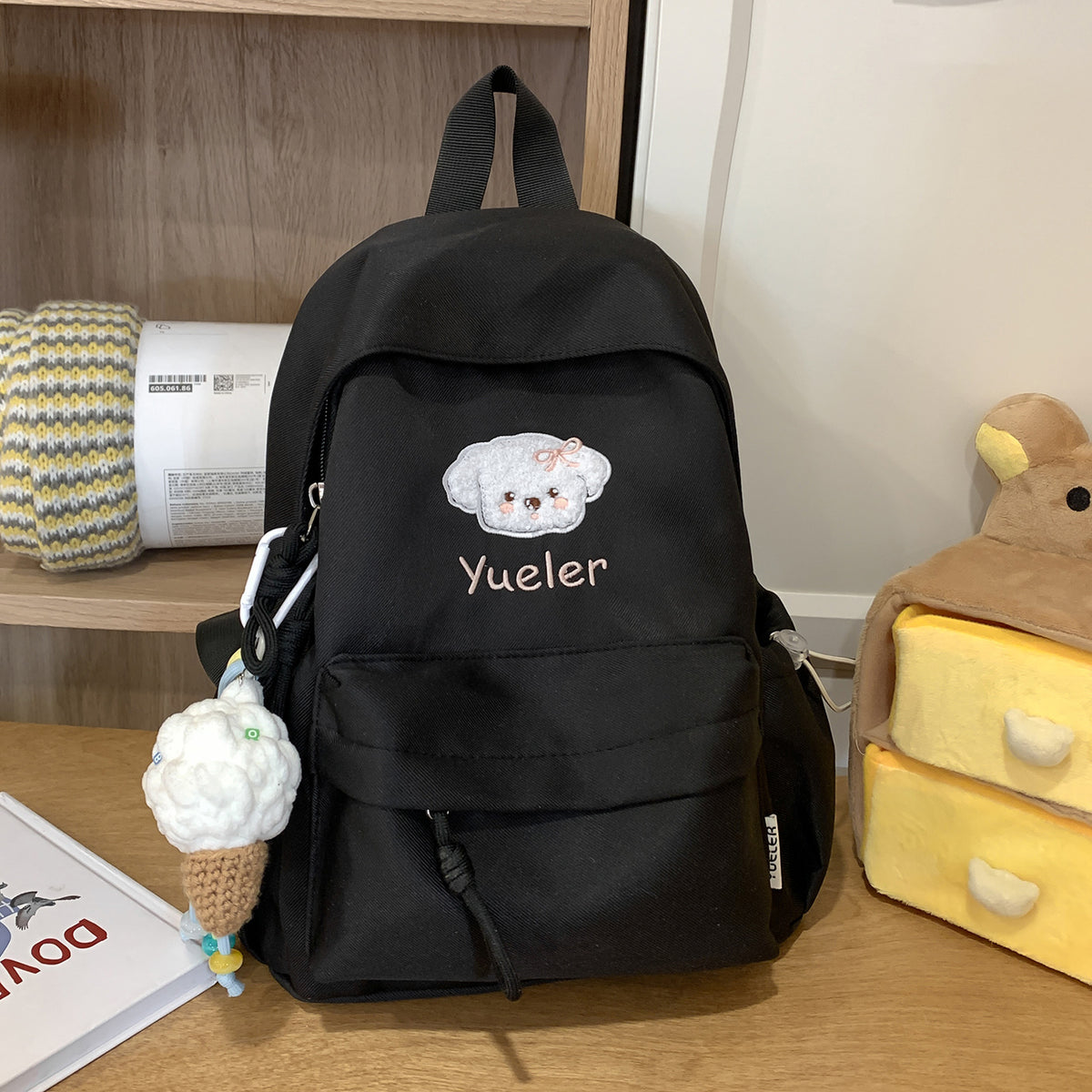 Bestickter Charakter-Rucksack Brehn