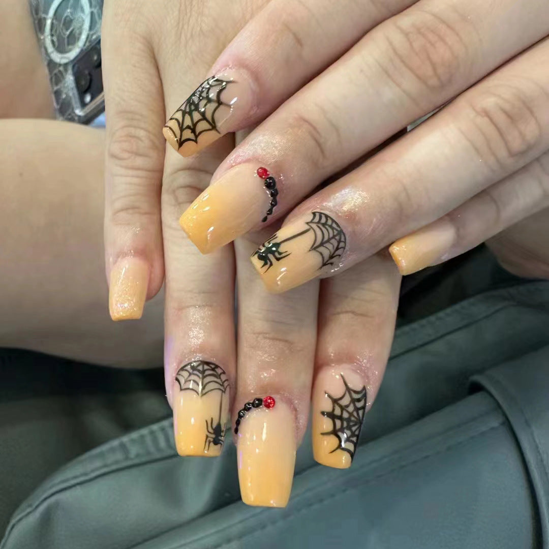 Künstlerische Halloween Nagelkunst