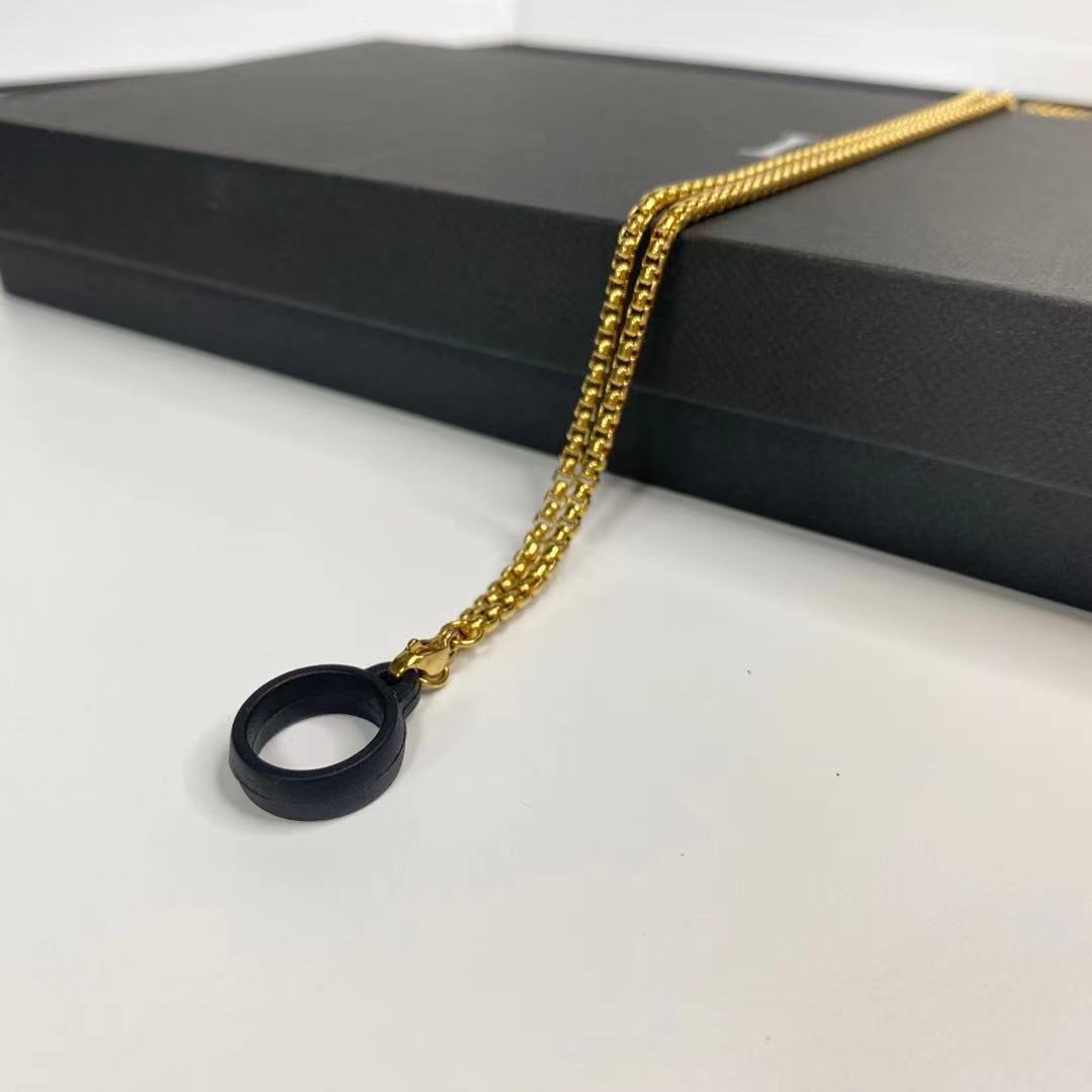 Stylische Kettenausweisinhaber Brehn