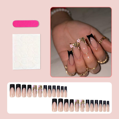 Kunstnagelset mit glamourösen Akzenten und modischem Design Brehn
