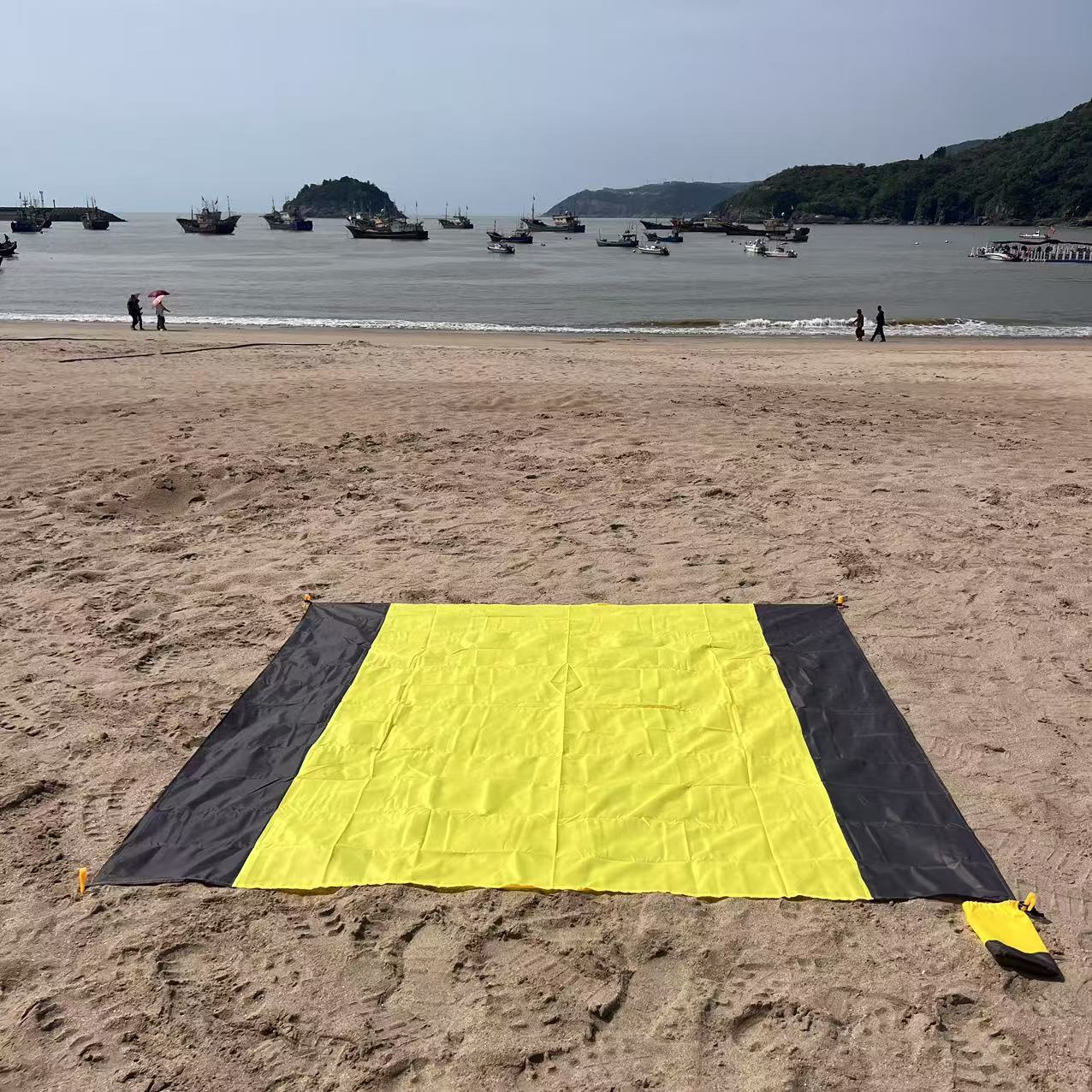 Wasserdichte Strandmatte Brehn