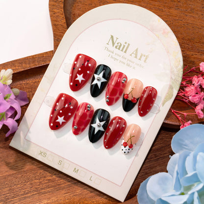 Künstlerische Press-On Nagelkollektion