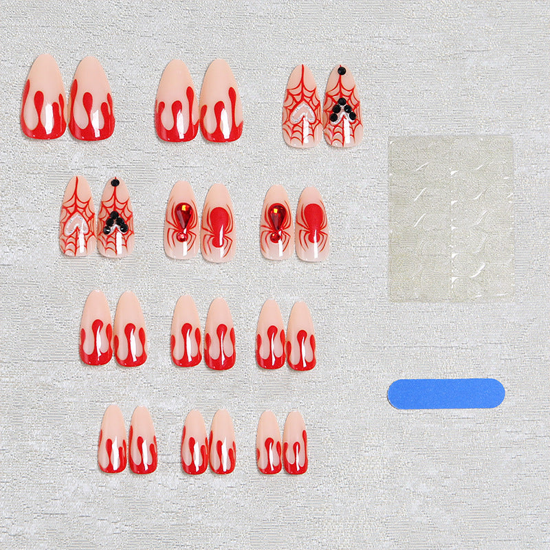 Kunstnagelset mit Halloween-Motiv und detailreichen Verzierungen Brehn