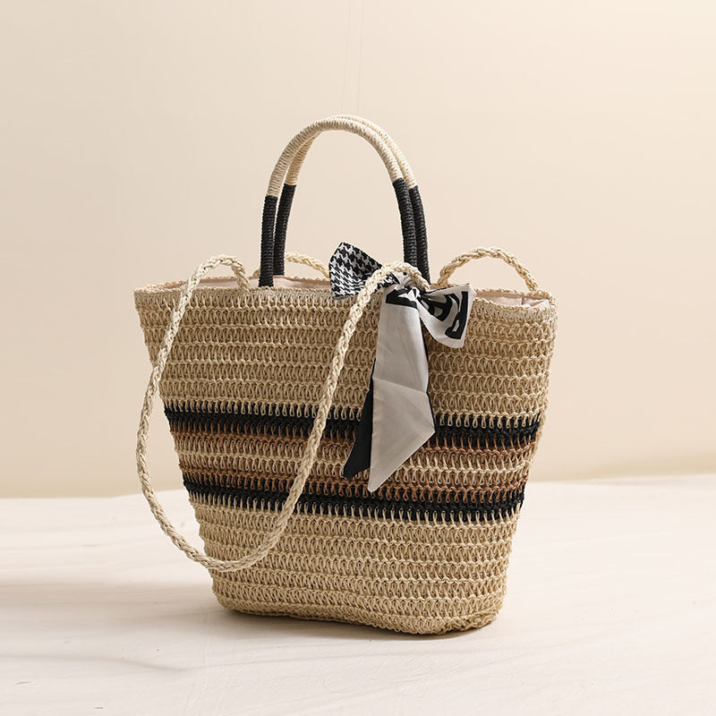 Damen Handtasche aus geflochtenem Naturmaterial mit modischem Akzent Brehn