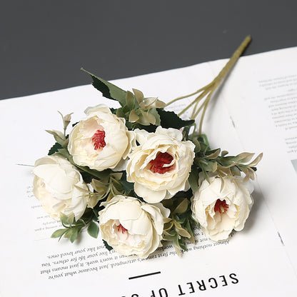 Elegante dekorative Blumenstrauß
