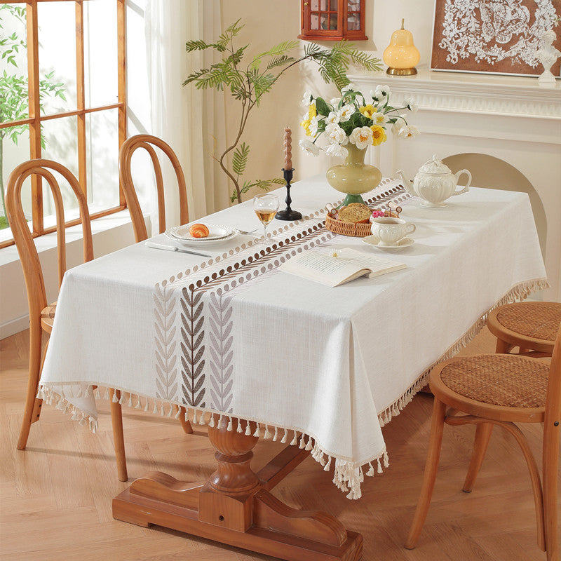 Bestickte Botanische Tischdecke